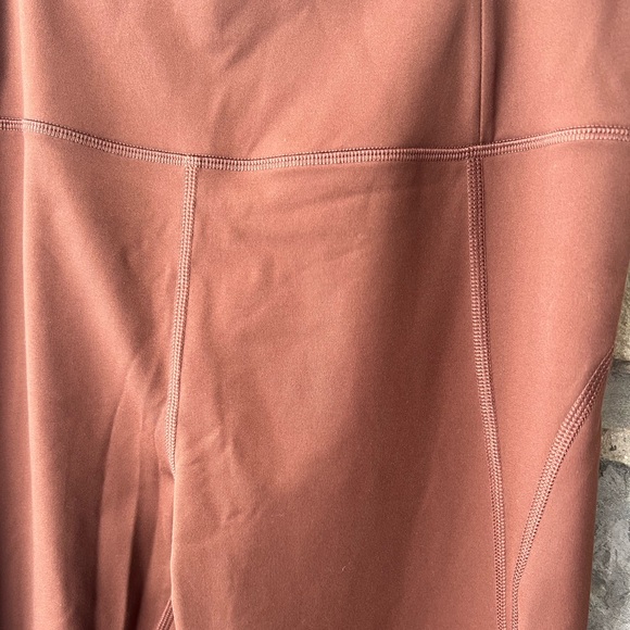 Girlfriend Collective Compressive High-Rise Leggings - Picture 6 of 8